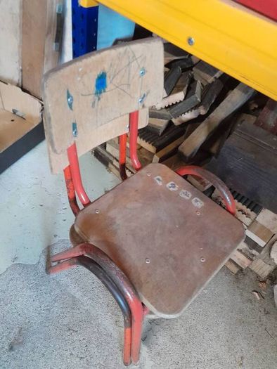 School chairs