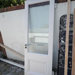 Interior doors x2 with glass panes and hinges
