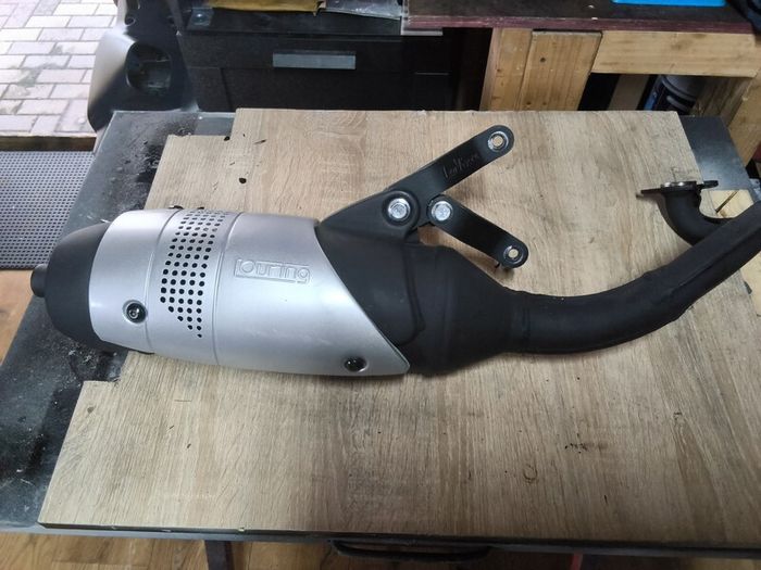 Yamaha aerox Exhaust