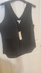 Love & Roses Stud Sleeveless Top Size 14(nwt)