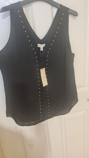 Love & Roses Stud Sleeveless Top Size 14(nwt)