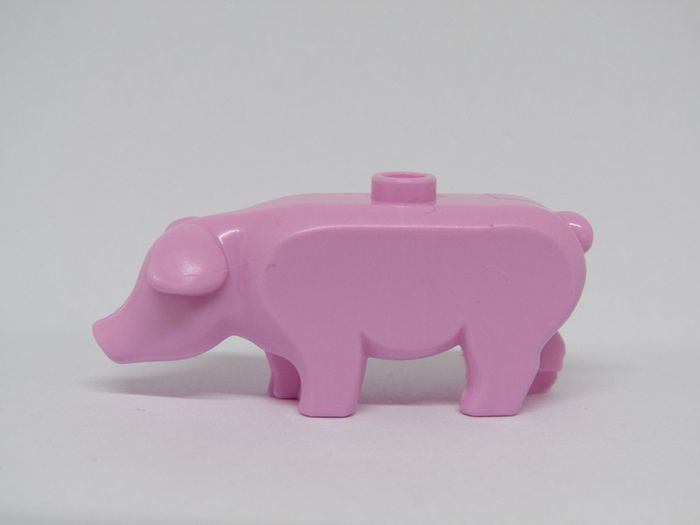 LEGO Farm Pig Unprinted Misprint Prototype Very Rare And Hard To Find From Knighton Castle Set 70357