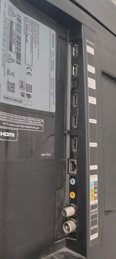 Samsung 40" 4K model UE40MU6400U