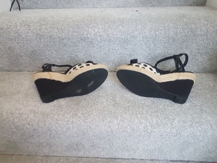 Sandlas Big Clearout, Make An Offer