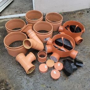 Pipe fittings AJ and Risers