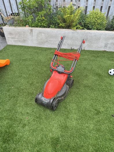 Flymo electric lawnmower