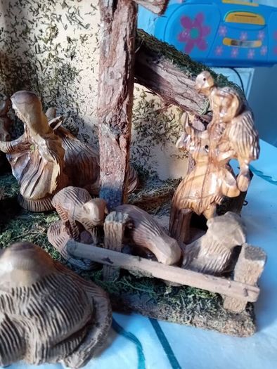 Wooden Nativity Crib Set