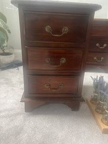 Pair of mahogany bedside lockers
