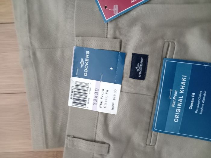Golf chinos