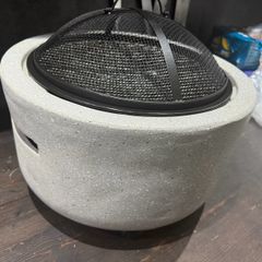 Concrete Firepit, Brand new unused