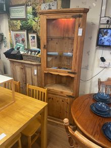 pine corner unit