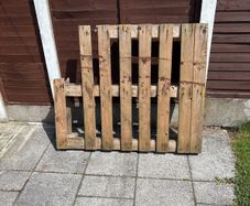 Free Wooden Pallet for Collection