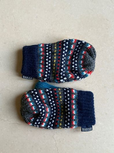 Brand New Ted Baker Hat & Mitts Set