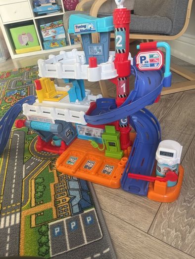 Toot Toot Garage