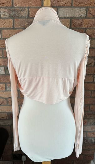Shoulder shrug/bollero