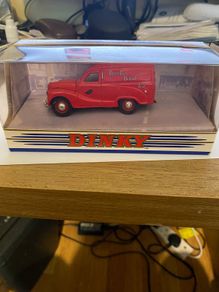 Dinky Austin A40 van 1953 model