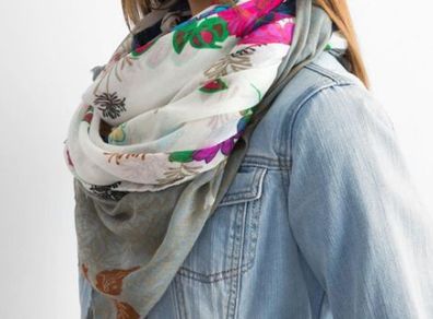 Amazing scarf - also other designs available