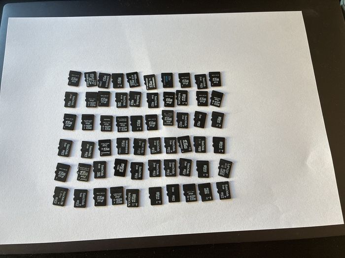 60 Micro Sd Cards 1gb 2gb 4gb