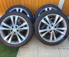 Mercedes 18 inch staggered wheels