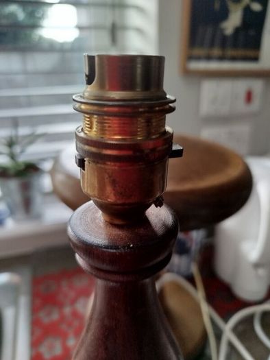 Wood Lamp