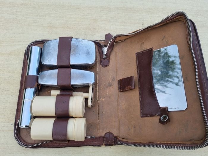 Vintage men's grooming and shaving travel set