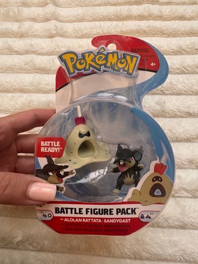 Pokemon Battle Action Figure 2-Pack Alolan Rattata and Sandygast damaged Box Please see photos