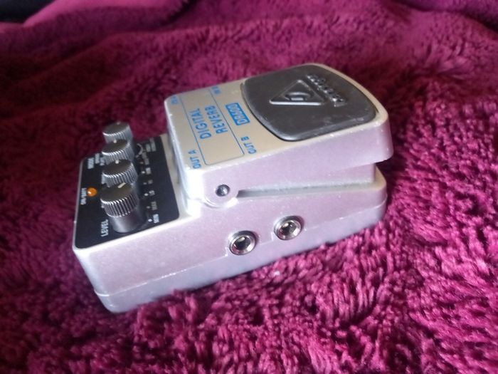 behringer dr600 reverb