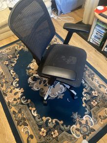 Ergonomic chair