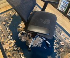 Ergonomic chair