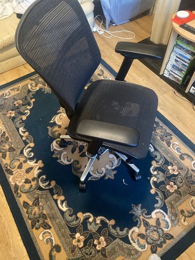 Ergonomic chair