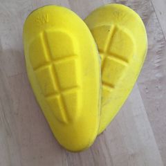 knee pads