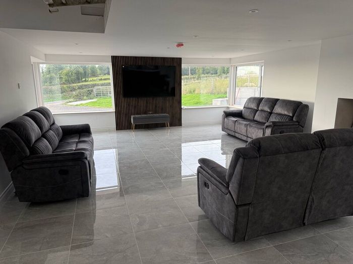 New Sofas -save 500 | Free Delivery