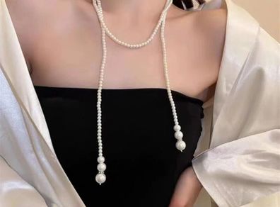 Elegant Pearl Beaded Necklace Vintage Style