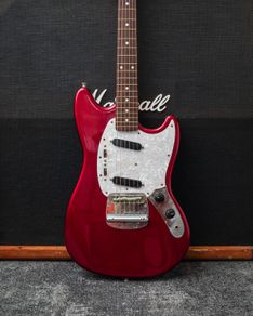 Fender Japan MG69 Mustang 1995/1996 - Old Candy Apple Red