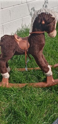 Rocking Horse needs TLC