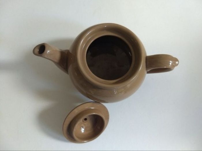 Stylish Small Teapot by Dudson Vitrified Stoneware, Hanley, England, Holds 300 ml, Half a Pint, A Lovely Utility Ware Piece