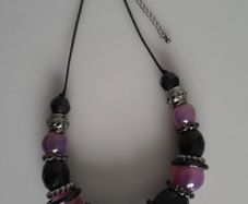 Necklace. - Purple - Black - Silver