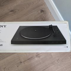 Sony Bluetooth Turntable PSLX310BT - NEW