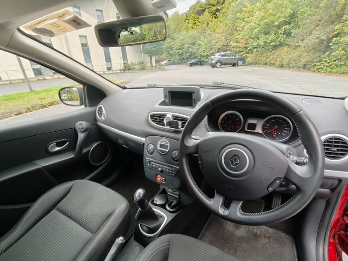 2011 Renault Clio