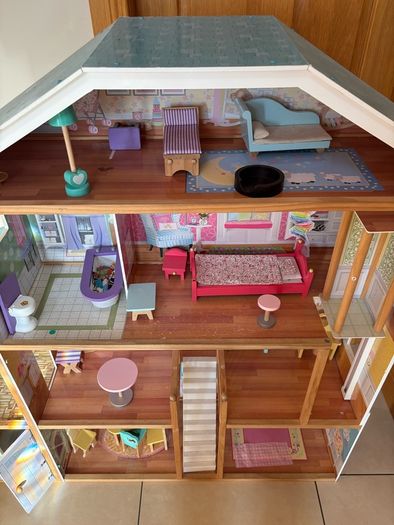 dolls house