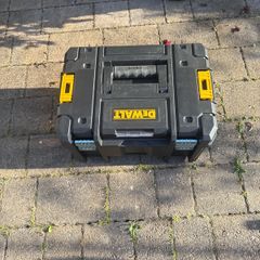 dewalt box