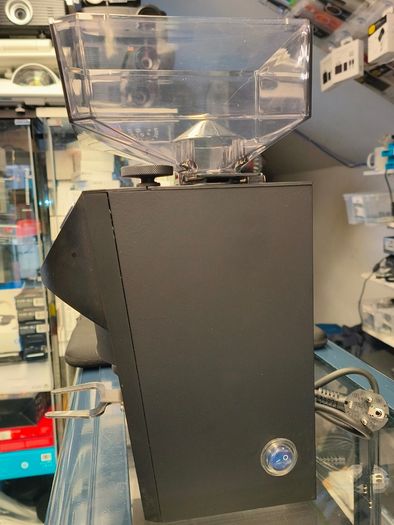 Nuova Simonelli DUO Grinder Black (Like New/ Very Little Use)