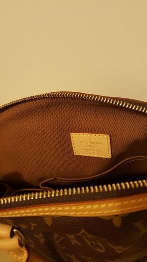 Louis vuitton buckett bag