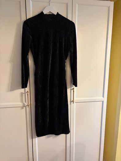 Beautiful elegant Hallhuber dress, very festive