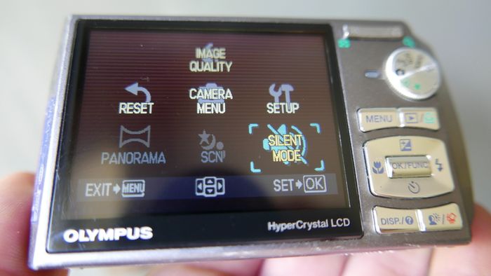 Olympus U1200 Digital Compact Camera 12MP (works well)