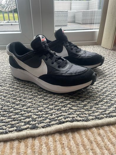 Nike Waffle Debut Size 10