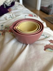 Measuring cups