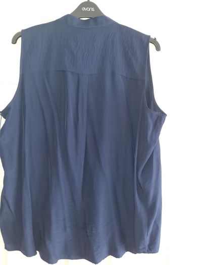 PLUS SIZE (24) M&S Navy Sleeveless Top. New