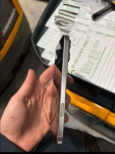 iPhone 16 pro max 256gb