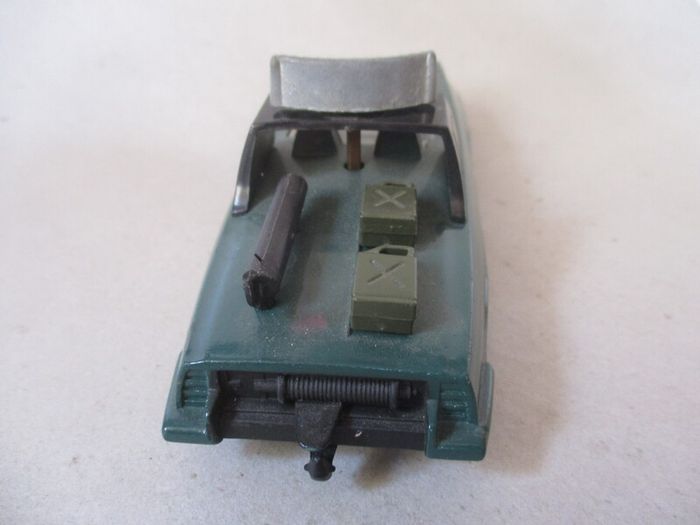 Vintage Dinky Toys Armoured Command Car